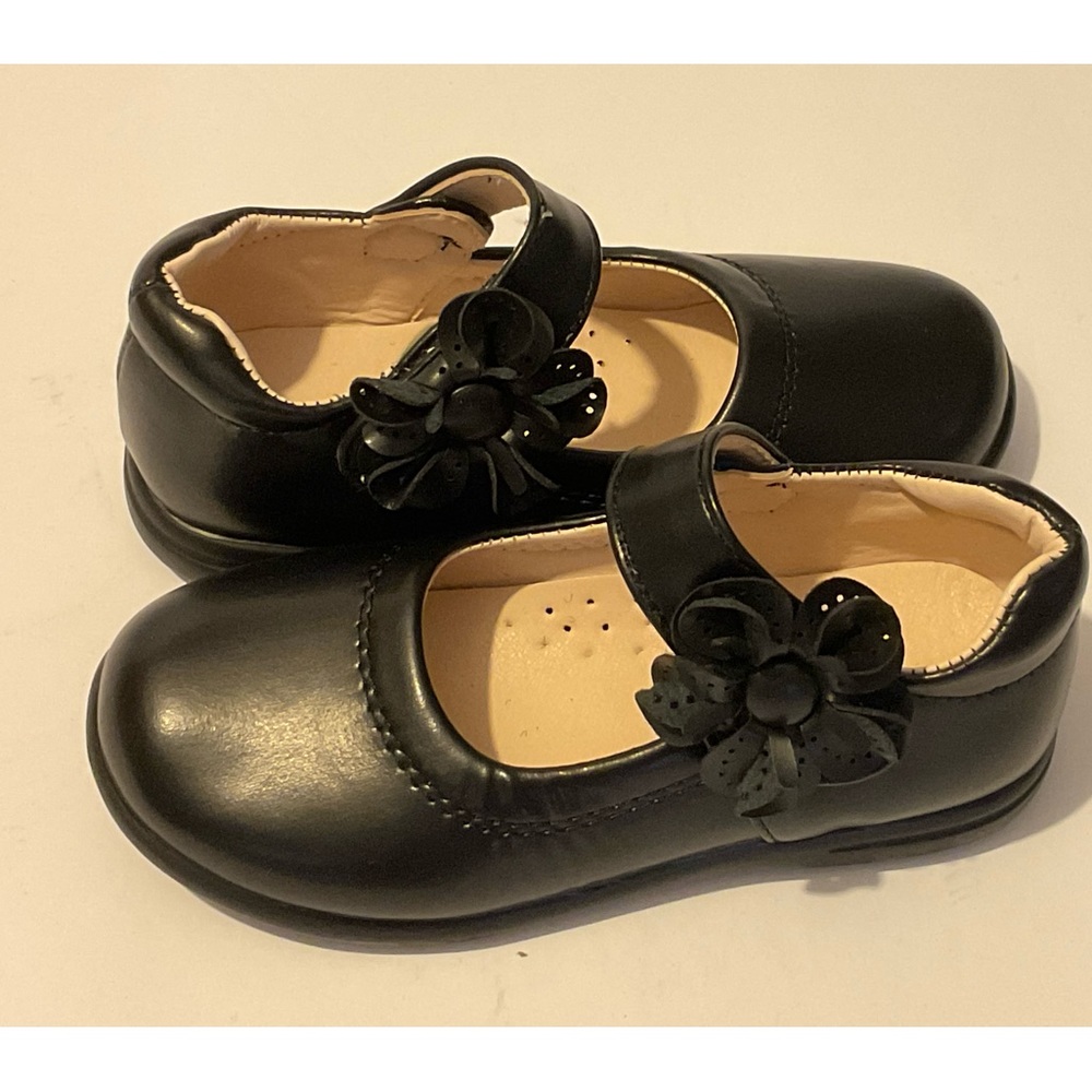 Girls Fashion Flower Round Toe Leather Shoes